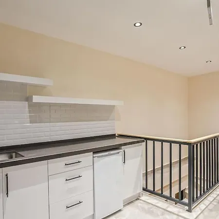 Villa Aydemir , 4 Kisilik ,manzara Merkezi, Jakuzi ,sinema
