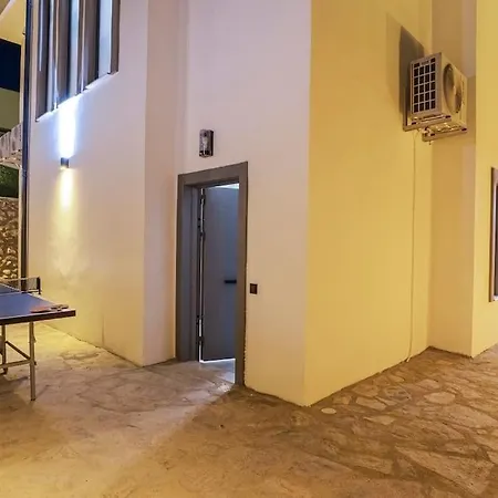 Villa Aydemir , 4 Kisilik ,manzara Merkezi, Jakuzi ,sinema Kas